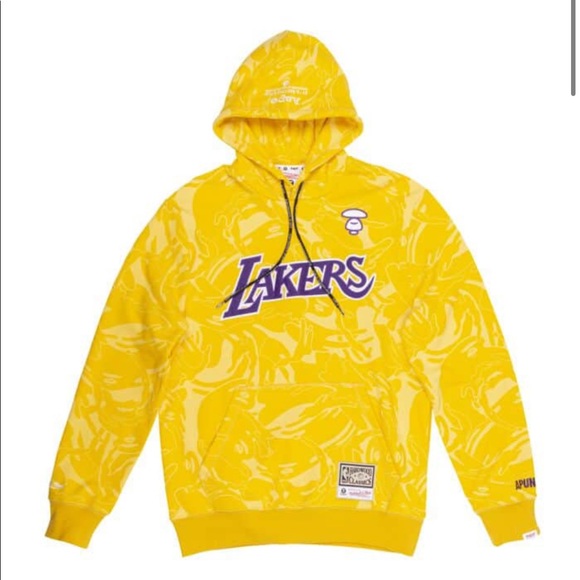NEW Mitchell & Ness x Aape Hoodie Los Angeles Lakers NEW Mitchell & Ness x Aape Hoodie Los Angeles Lakers